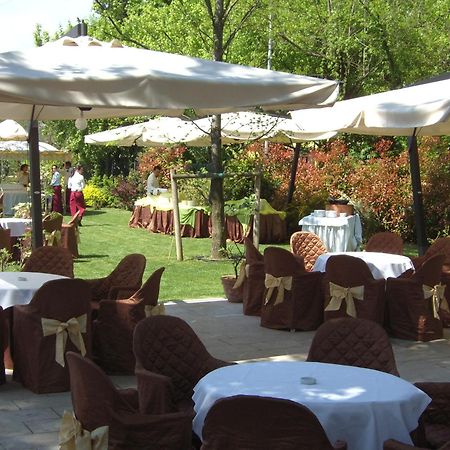 Ca' Delle Rose Hotell Castelfranco Veneto Exteriör bild