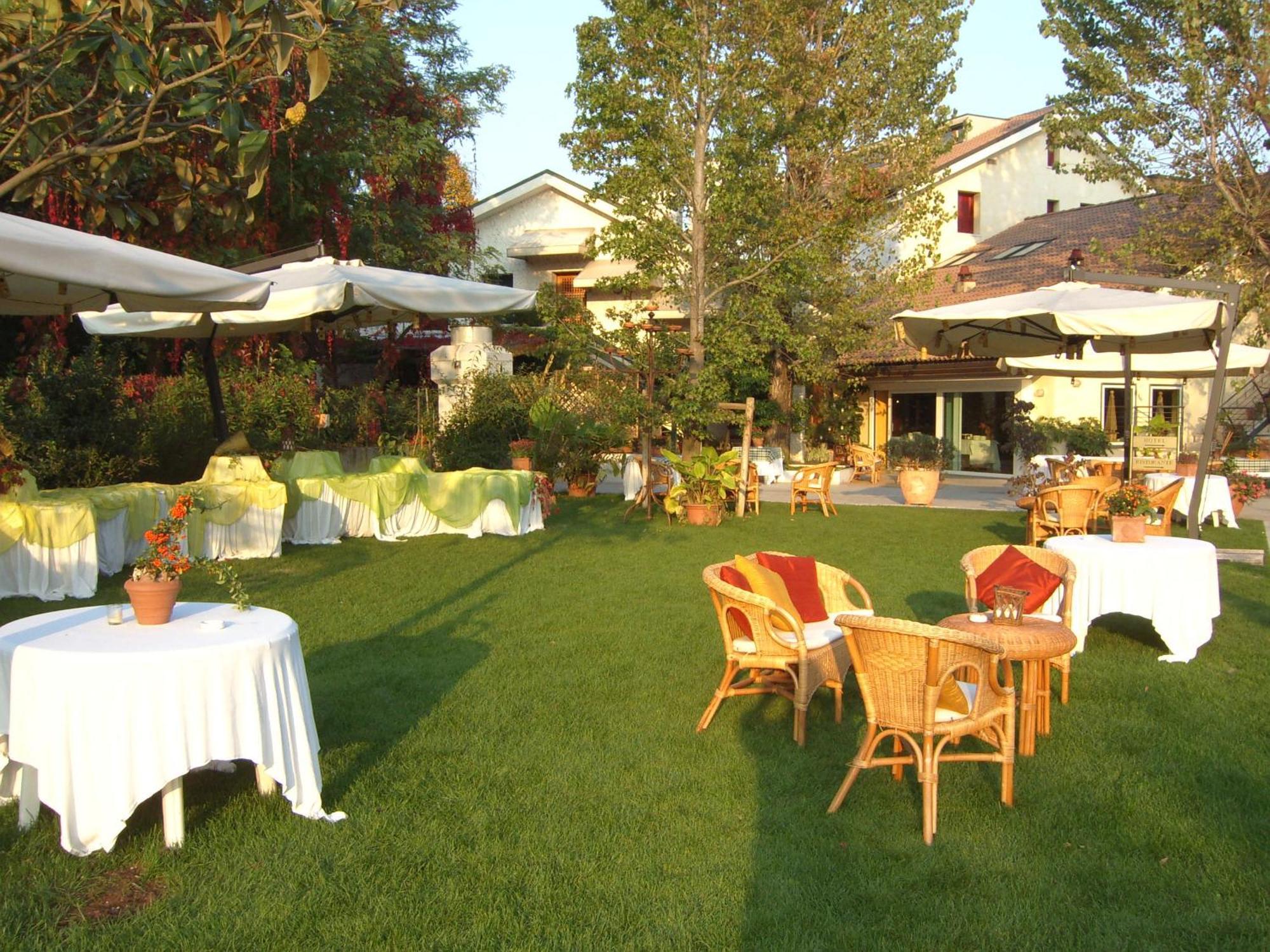Ca' Delle Rose Hotell Castelfranco Veneto Exteriör bild